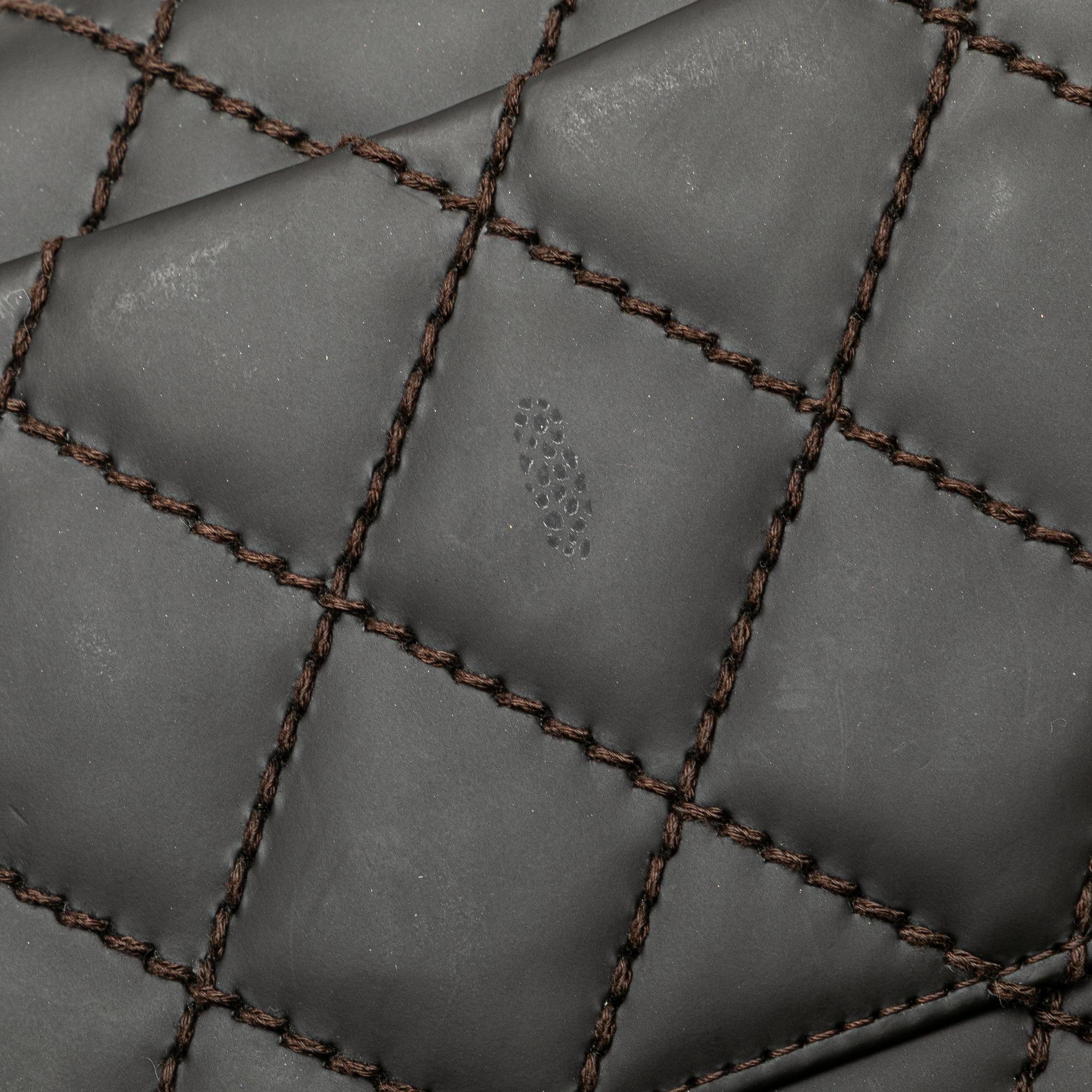 Chanel CC Quilted Calfskin Wild Stitch Flap - Image 11