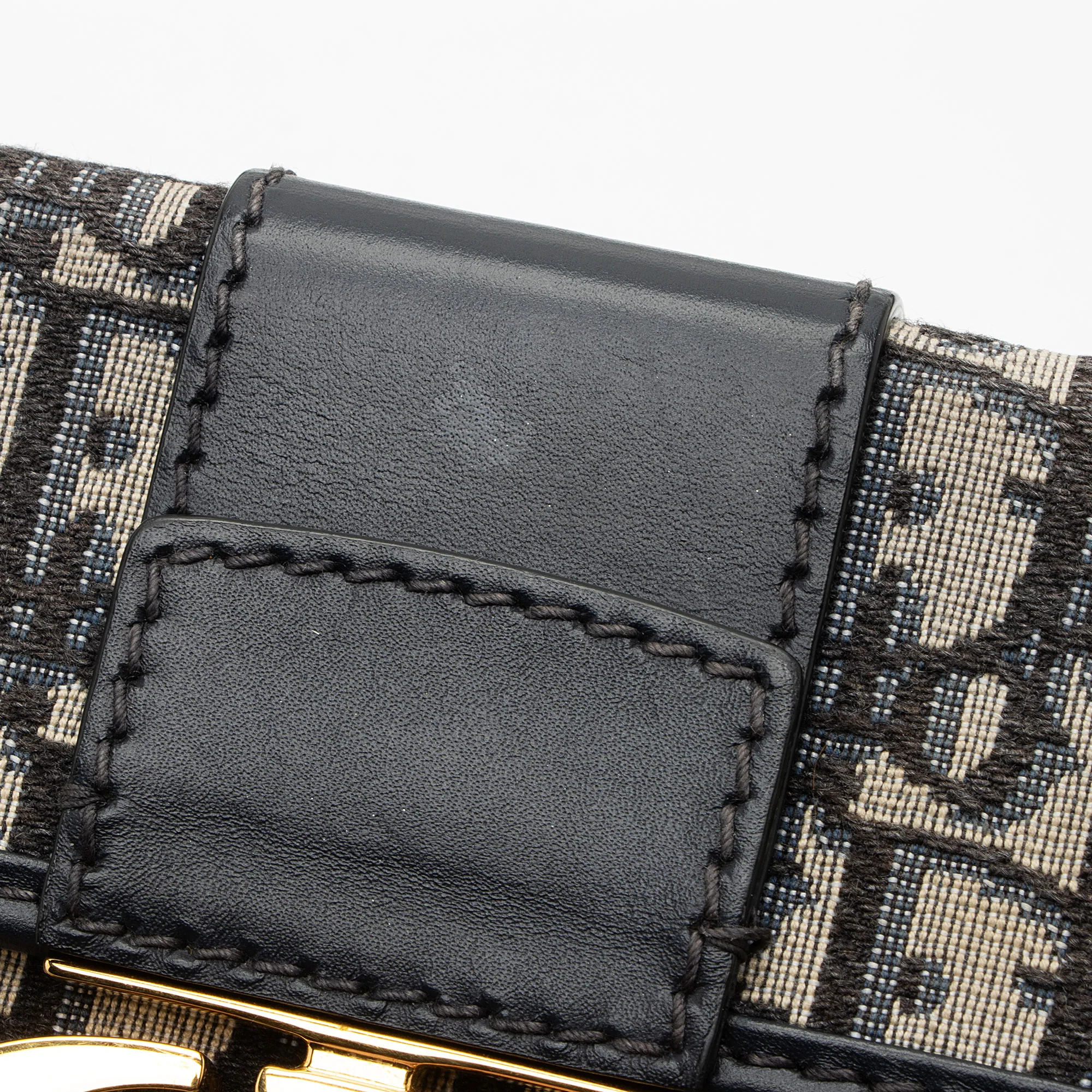 Dior Oblique 30 Montaigne Box Shoulder Bag - Image 13