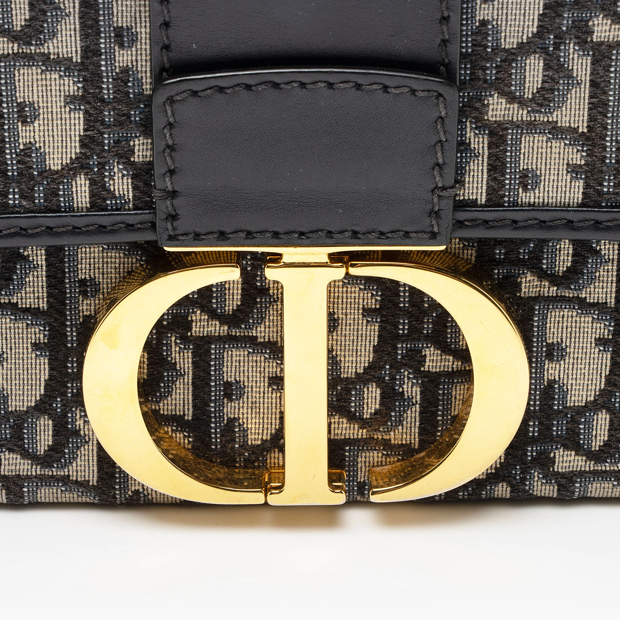 Dior Oblique 30 Montaigne Box Shoulder Bag - Image 9