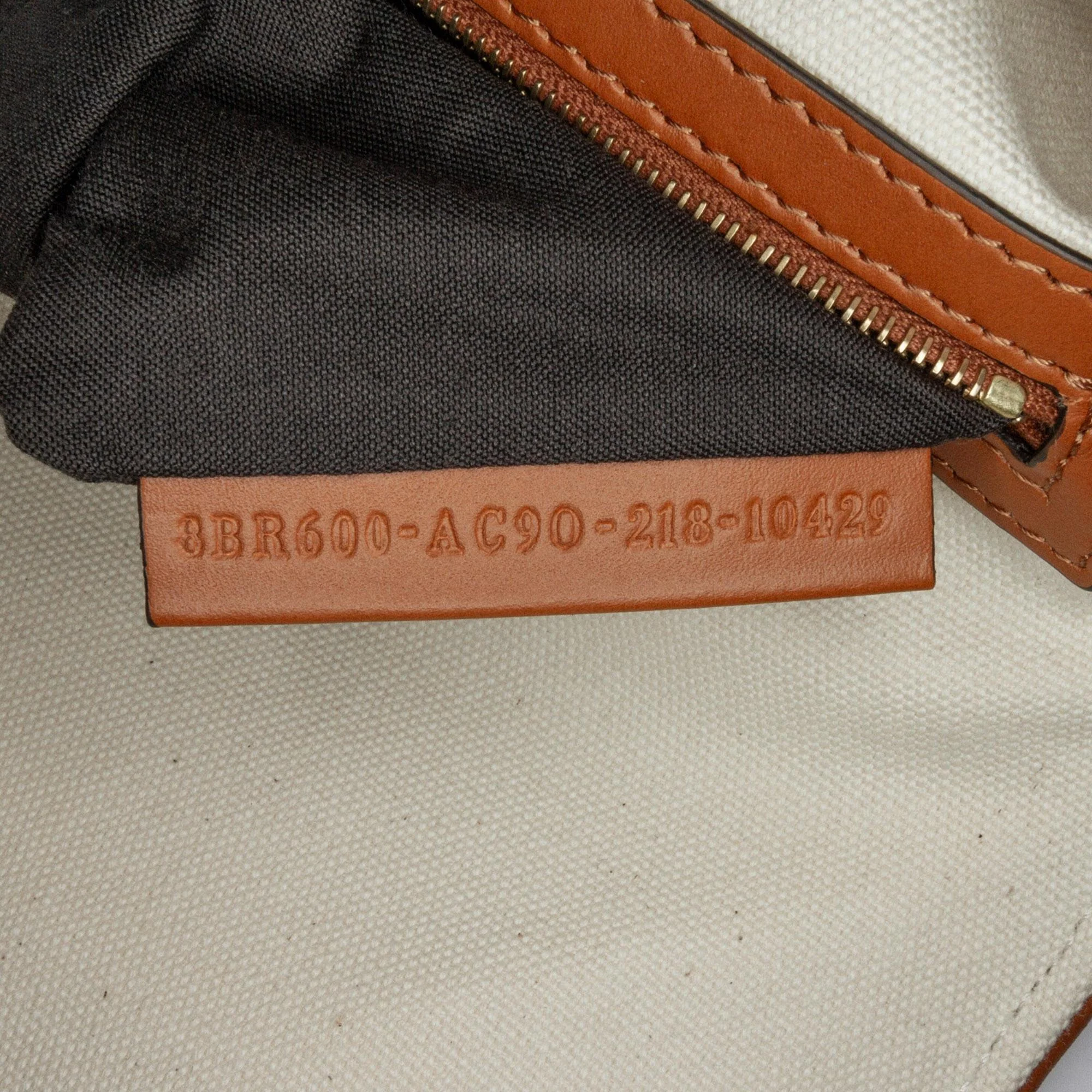 Fendi Medium Embroidered Canvas Baguette - Image 8