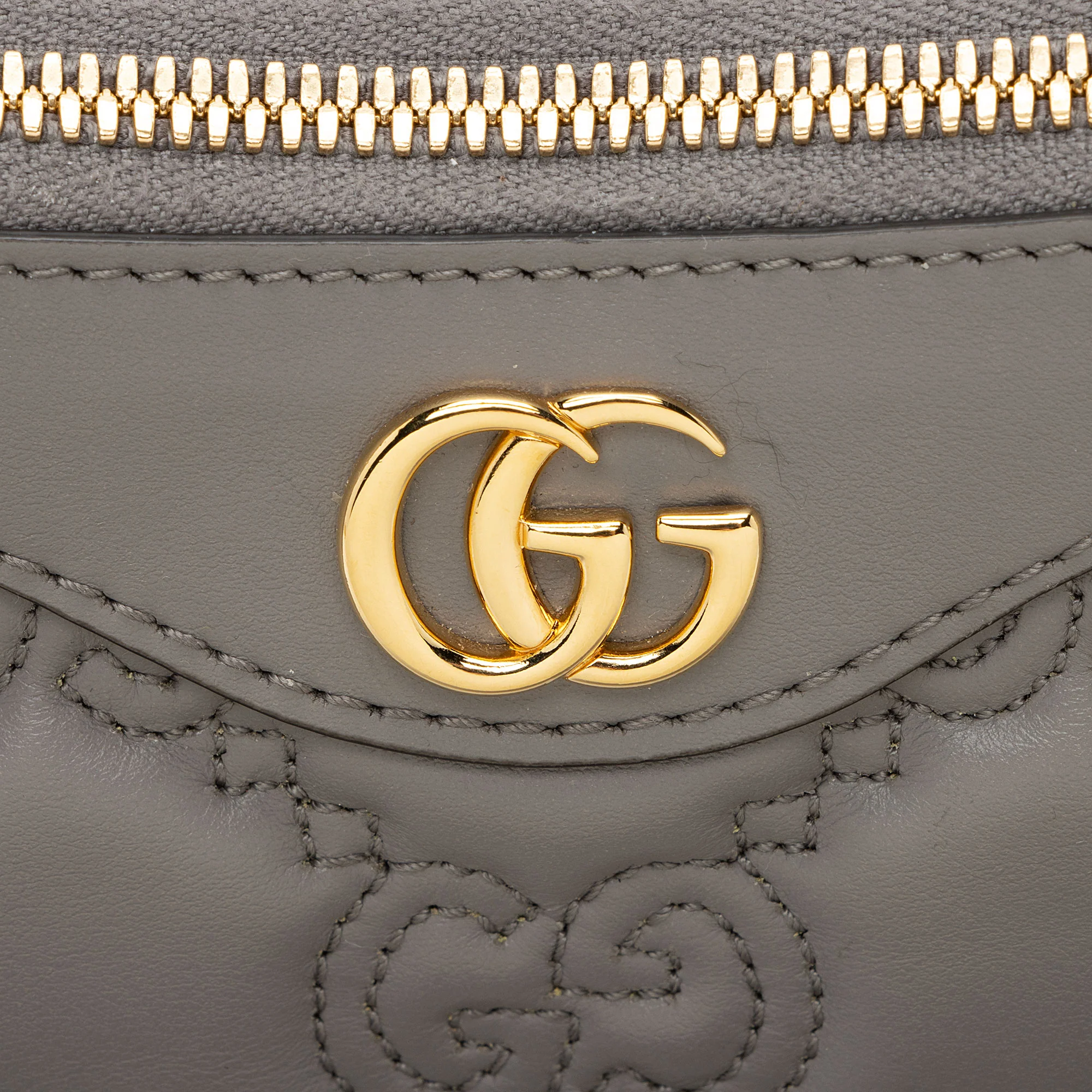 Gucci Jumbo GG Matelasse Leather Chain Small Crossbody - Image 10