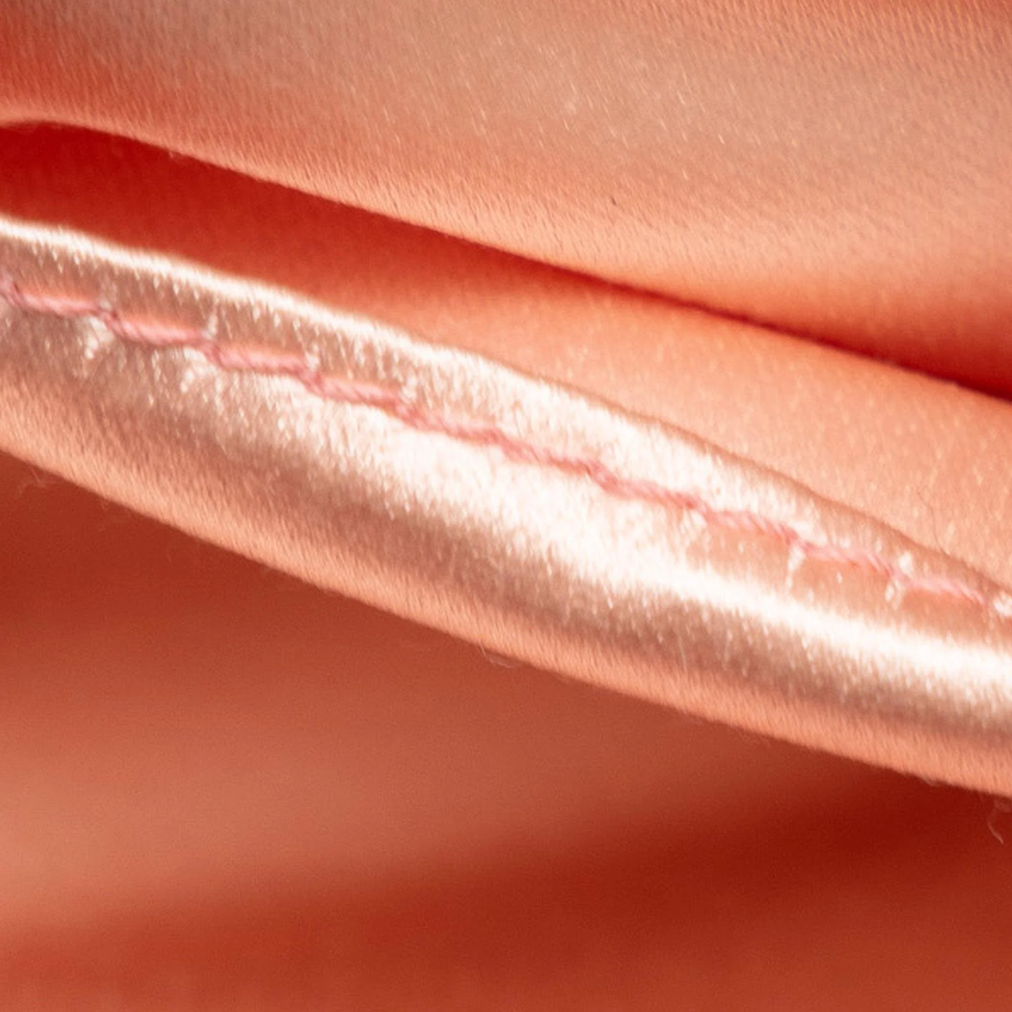 Gucci Mini Sequin GG Marmont Matelasse Crossbody Bag - Image 10