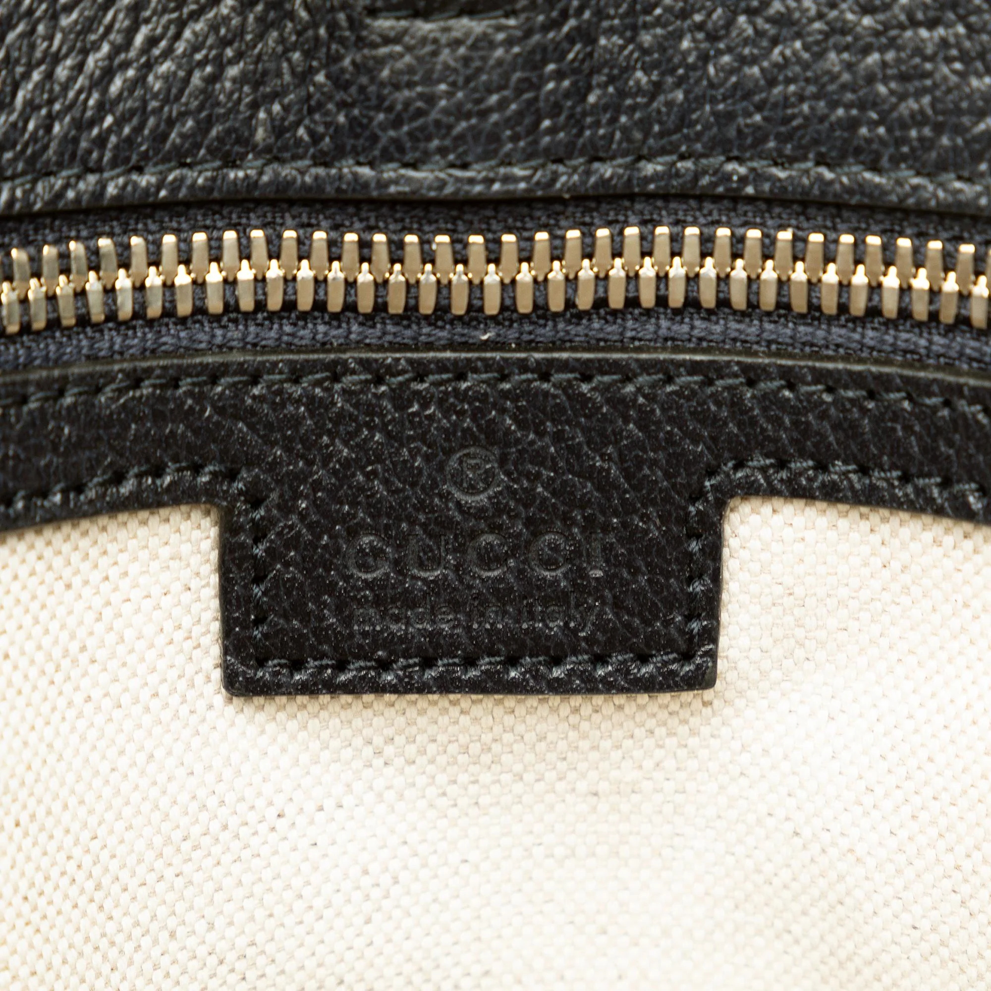 Gucci Small GG Supreme Interlocking G Tote - Image 7