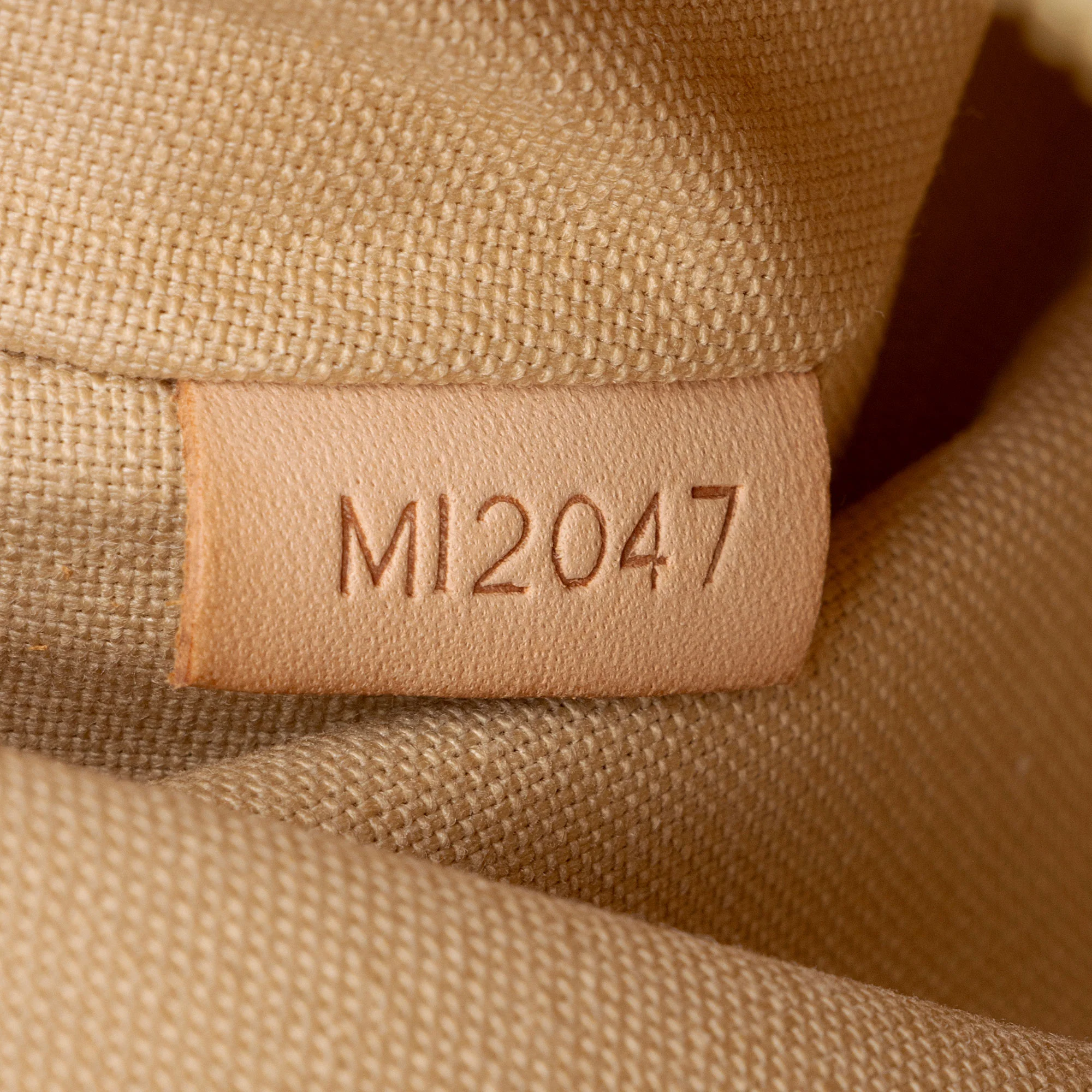 Louis Vuitton Damier Azur Pochette Bosphore Messenger - Image 6