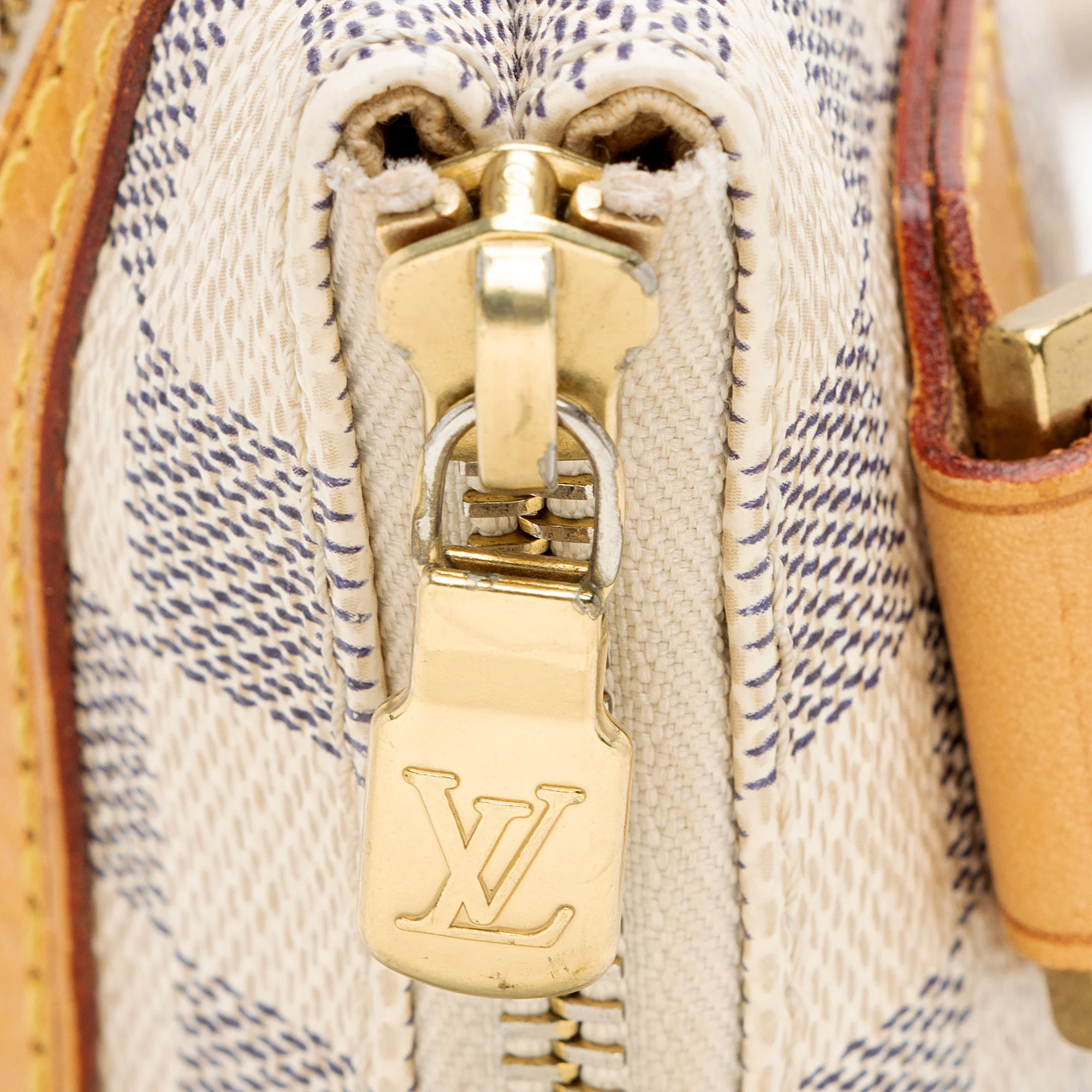 Louis Vuitton Damier Azur Pochette Bosphore Messenger - Image 9