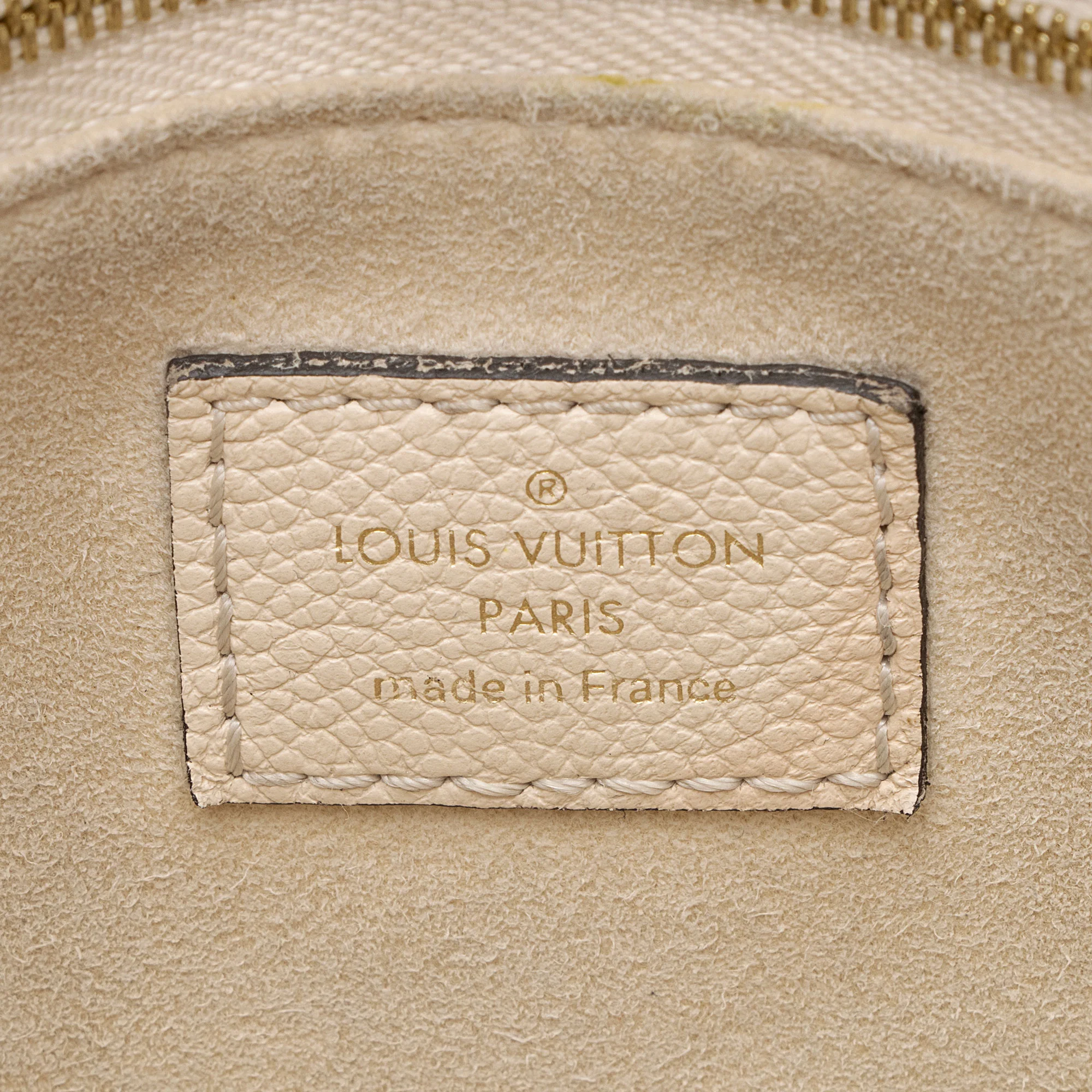 Louis Vuitton Giant Monogram Empreinte Bicolor Onthego PM Tote - Image 8