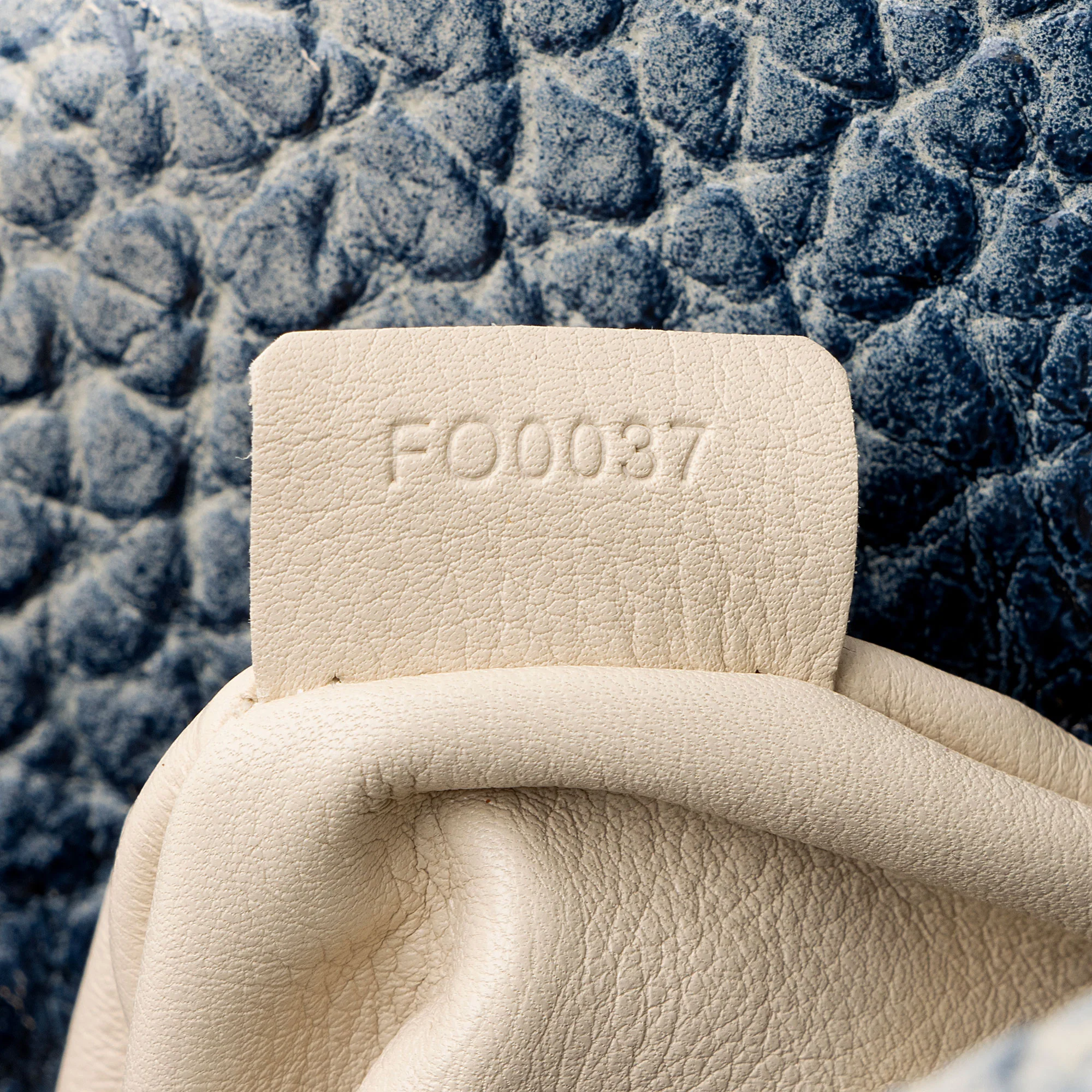 Louis Vuitton Limited Edition Monogram Denim Polka Dot Corsaire Tote - Image 6