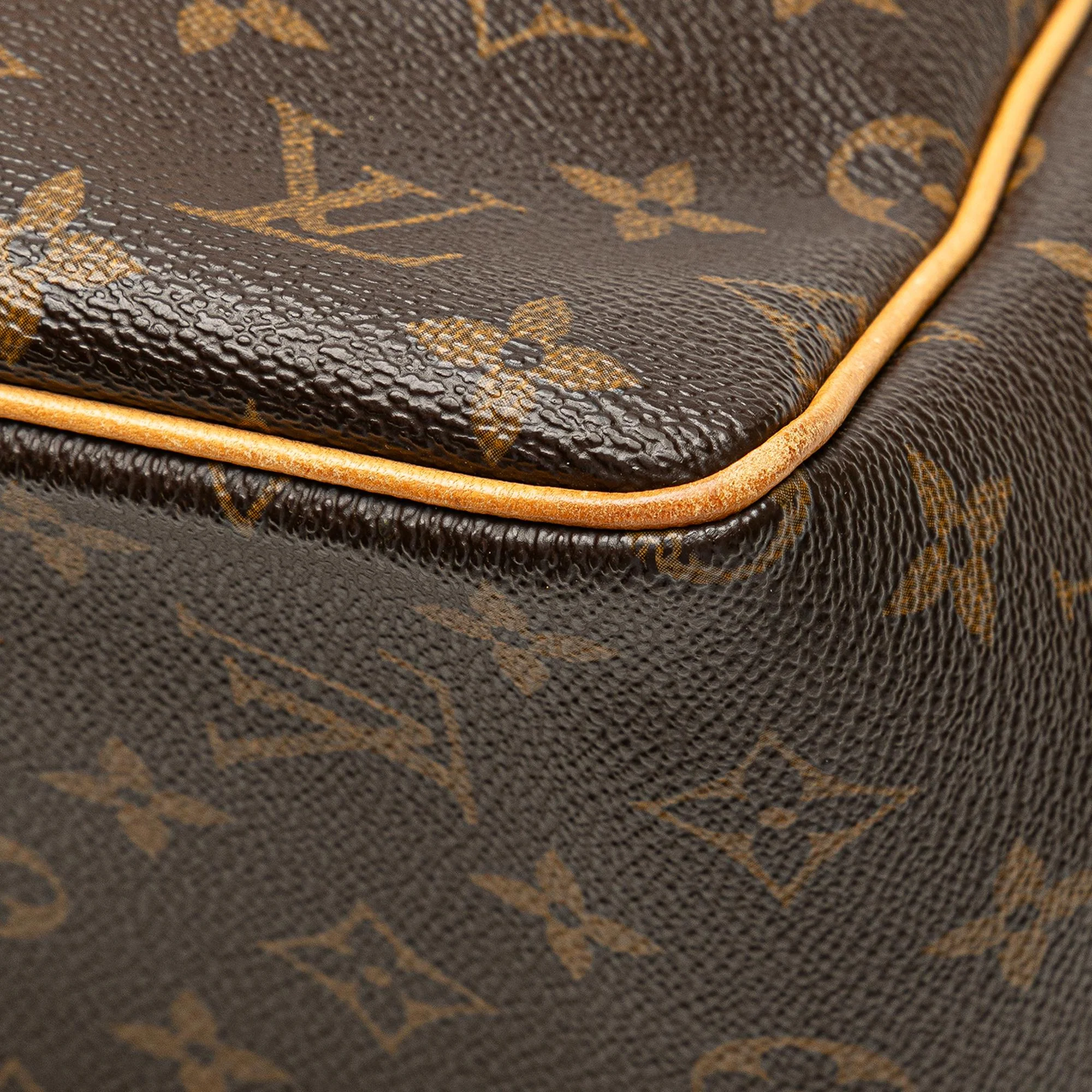 Louis Vuitton Monogram Batignolles Vertical PM - Image 10