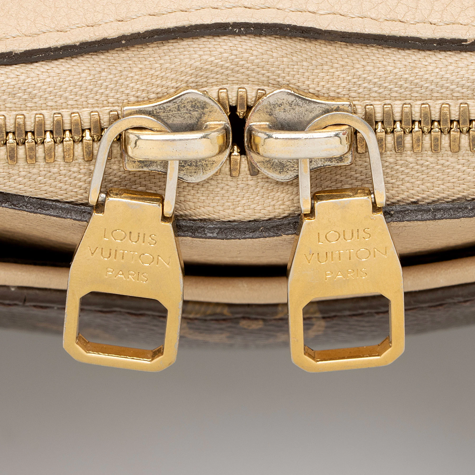 Louis Vuitton Monogram Canvas Pallas BB Satchel - Image 10