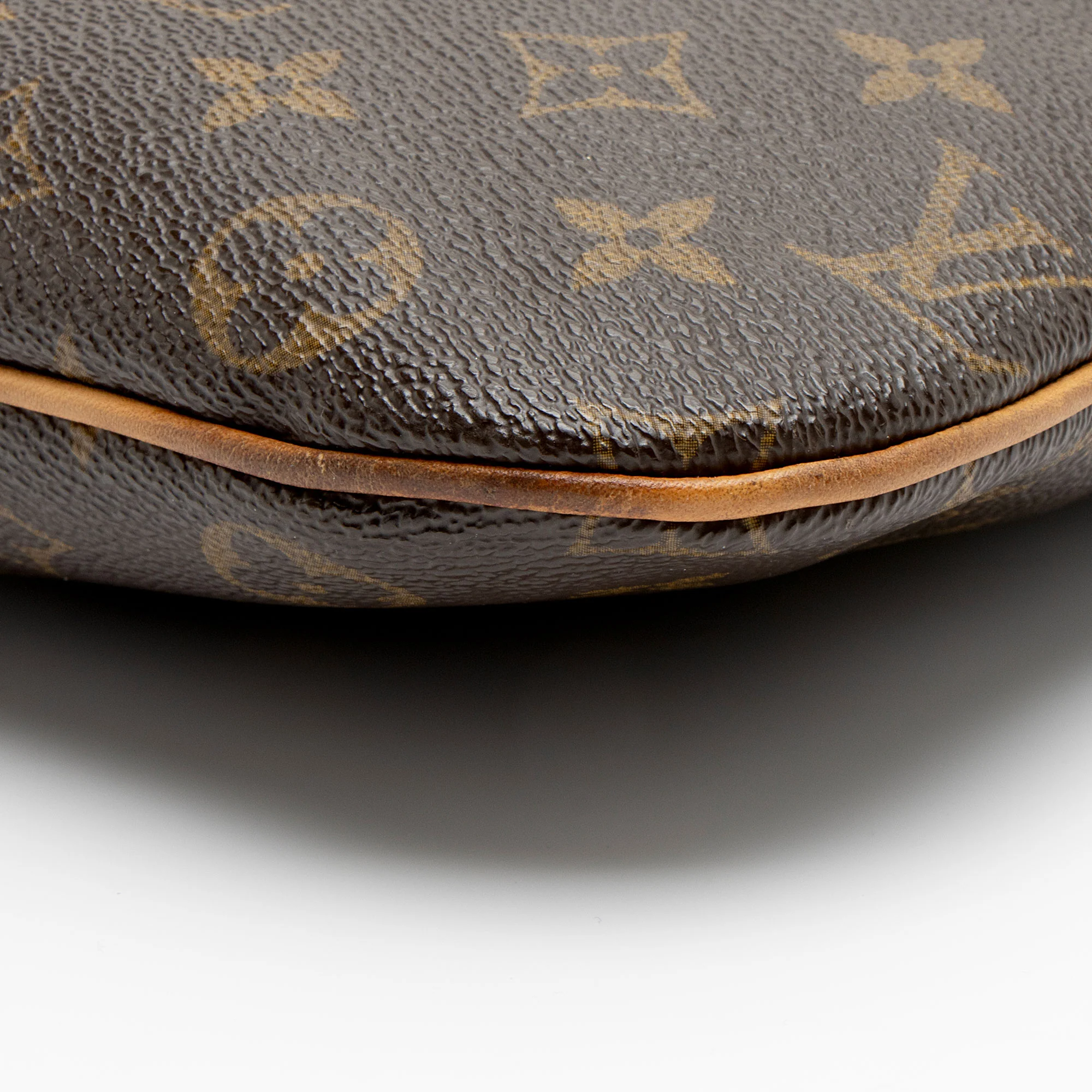 Louis Vuitton Monogram Canvas Pochette Bosphore Messenger - Image 15