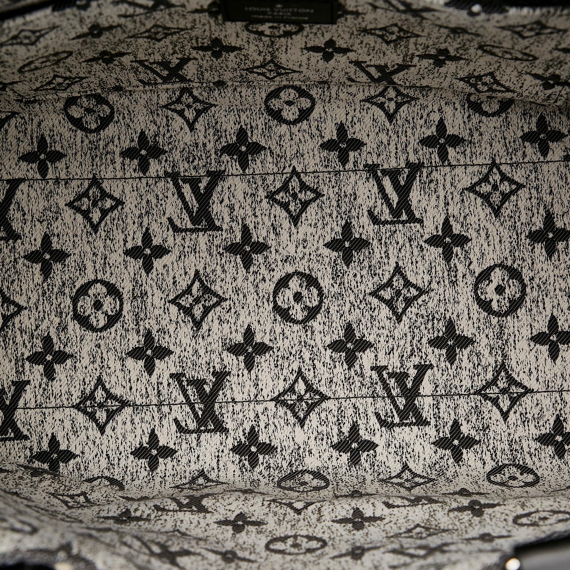 Louis Vuitton Monogram Denim Onthego MM - Image 6