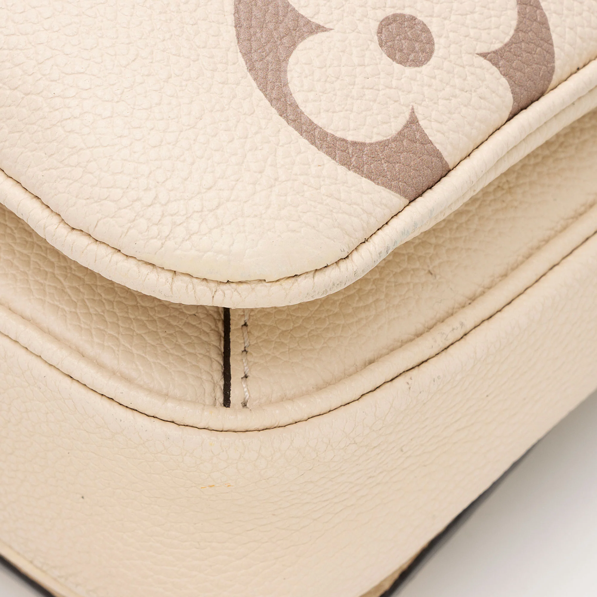 Louis Vuitton Monogram Empreinte Bicolor Pochette Metis Shoulder Bag - Image 18