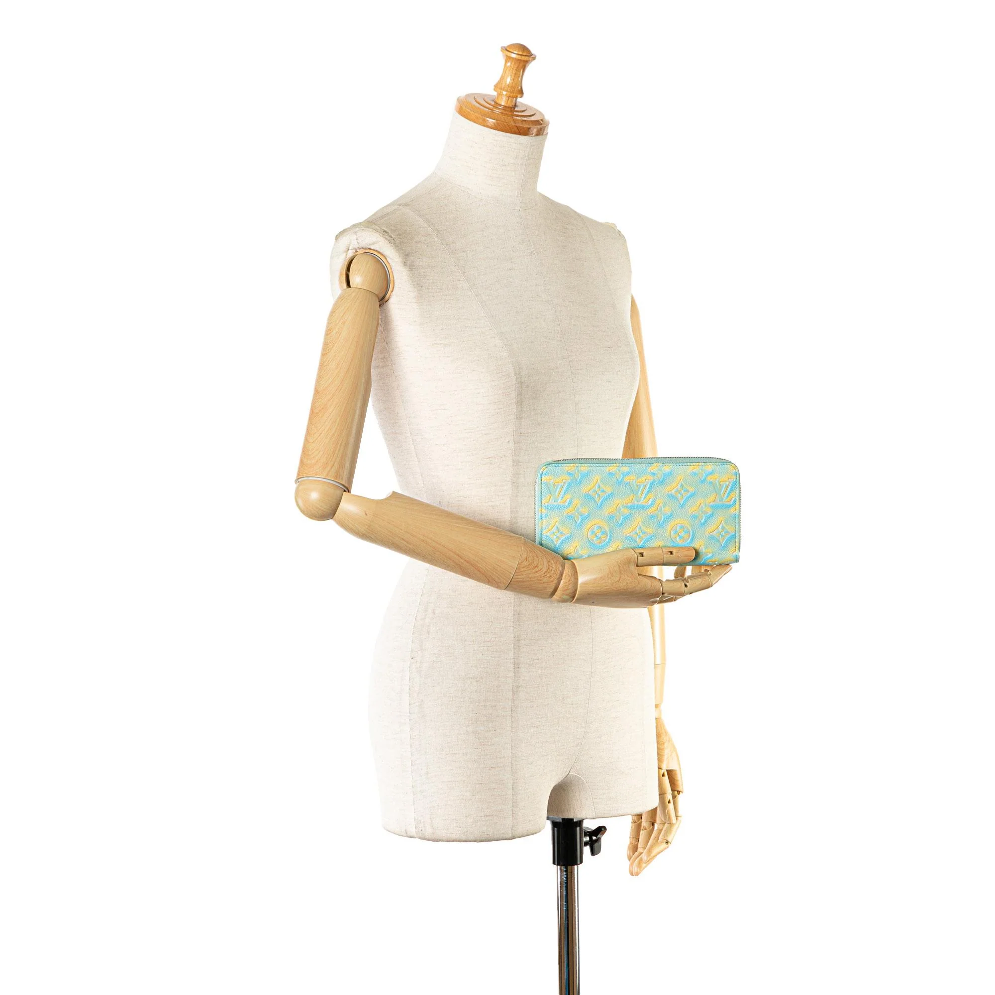 Louis Vuitton Monogram Empreinte Summer Stardust Zippy Wallet - Image 11