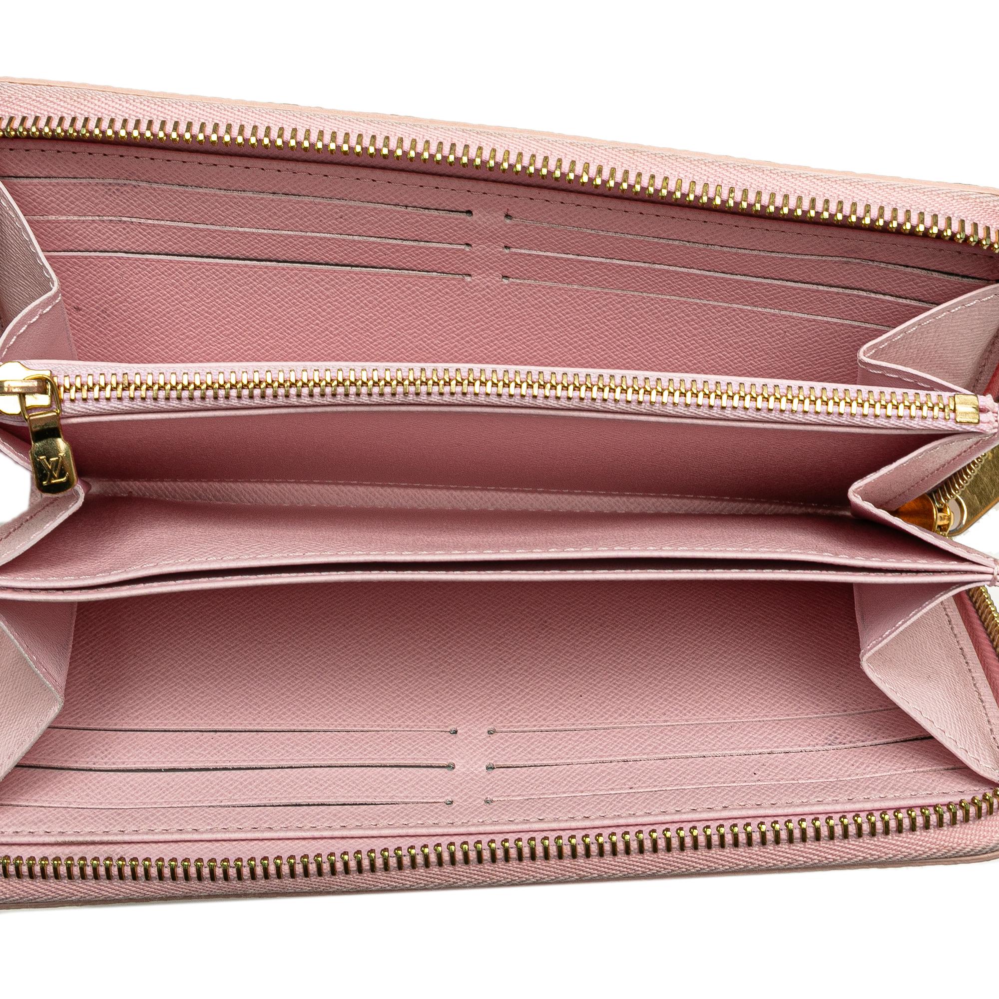 Louis Vuitton Monogram Giant By The Pool Zippy Wallet - Image 6