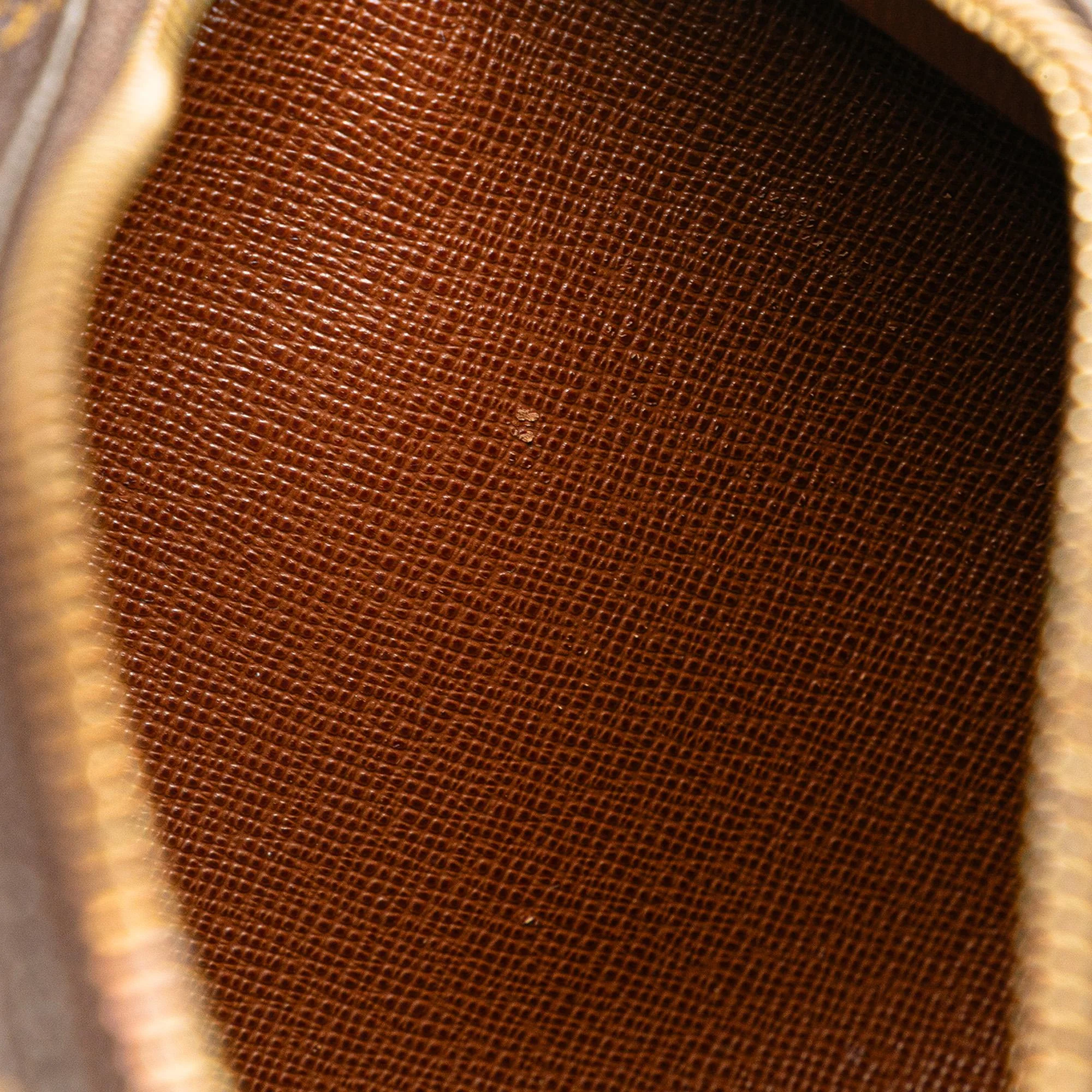 Louis Vuitton Monogram Papillon 26 - Image 6