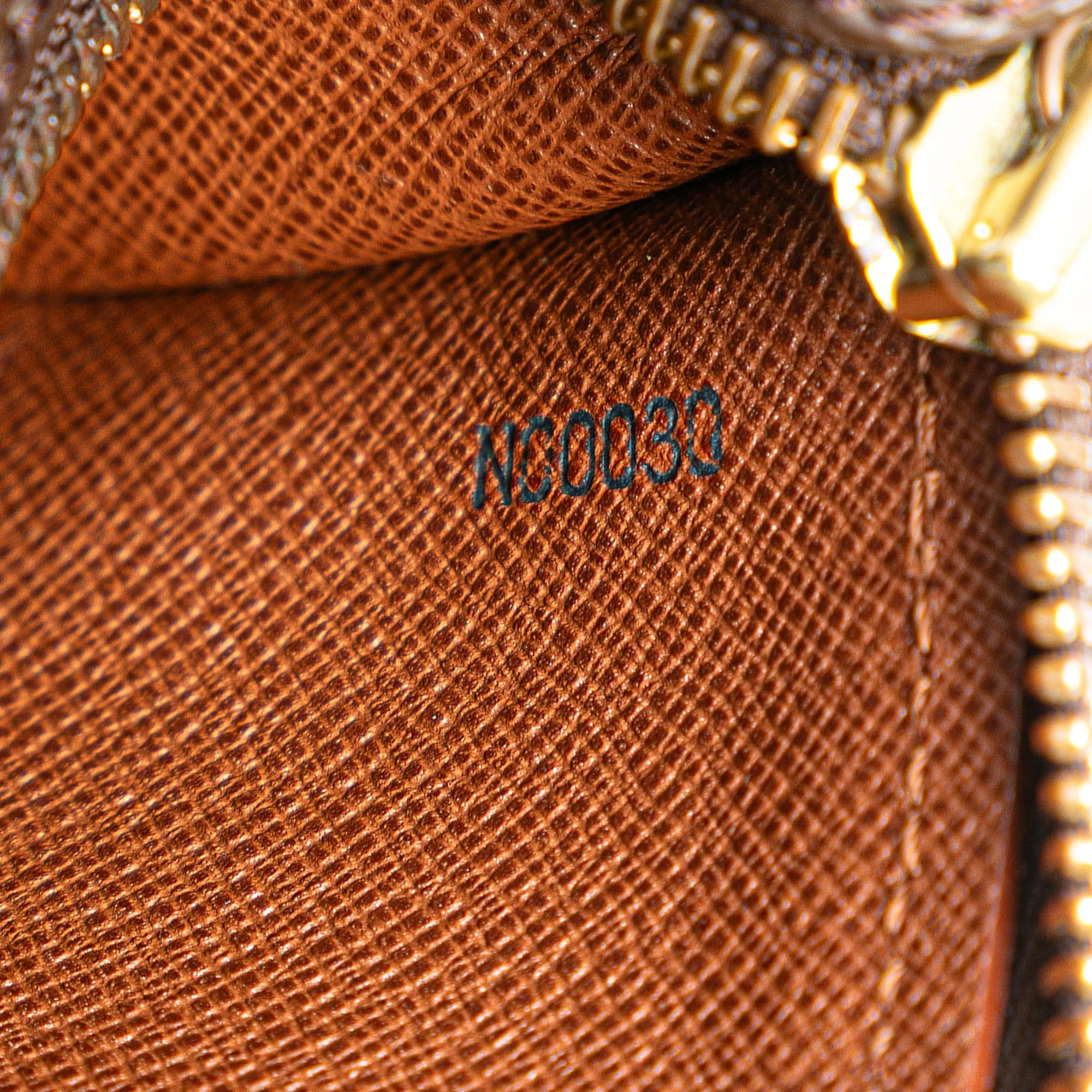 Louis Vuitton Monogram Papillon 30 - Image 8