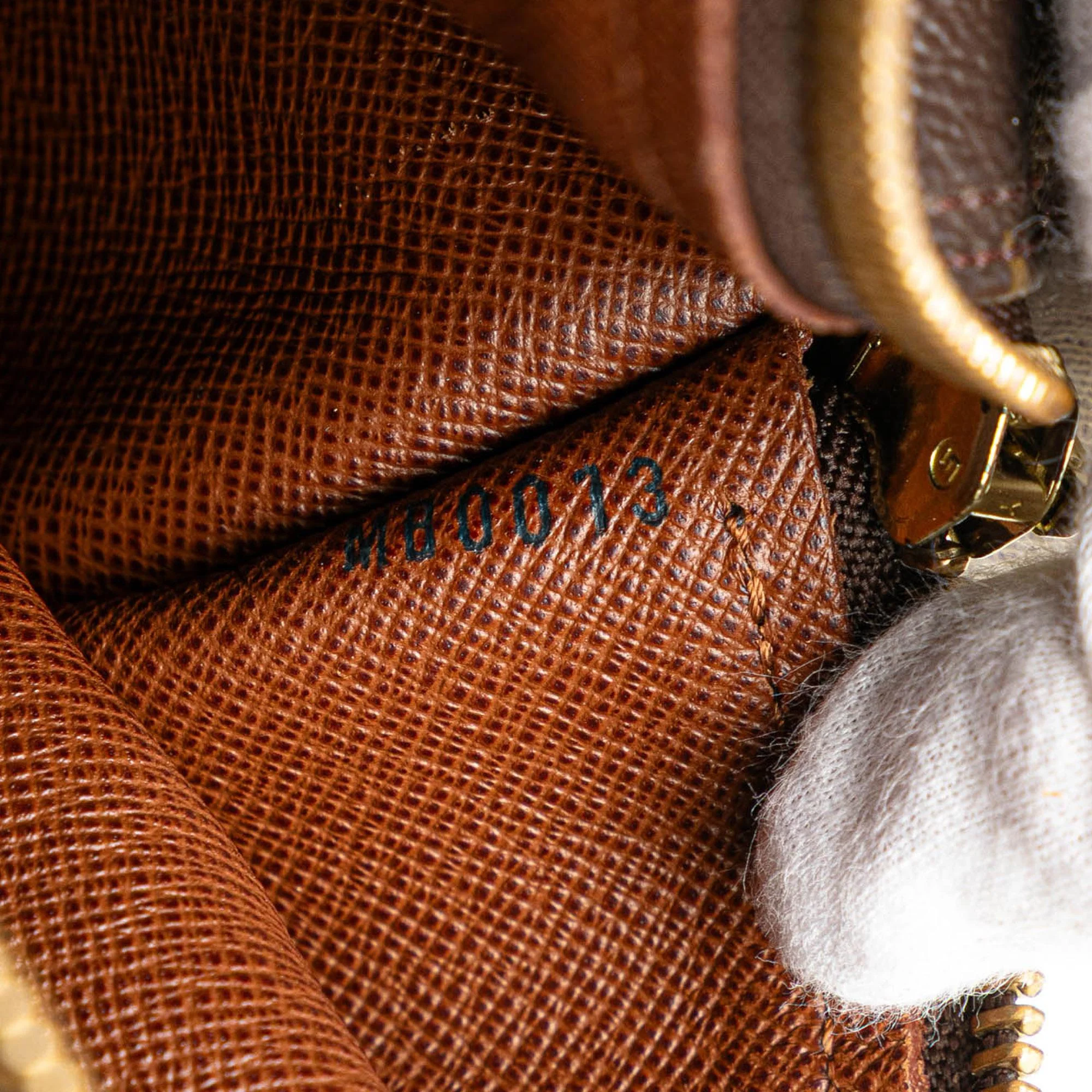 Louis Vuitton Monogram Papillon 30 - Image 8