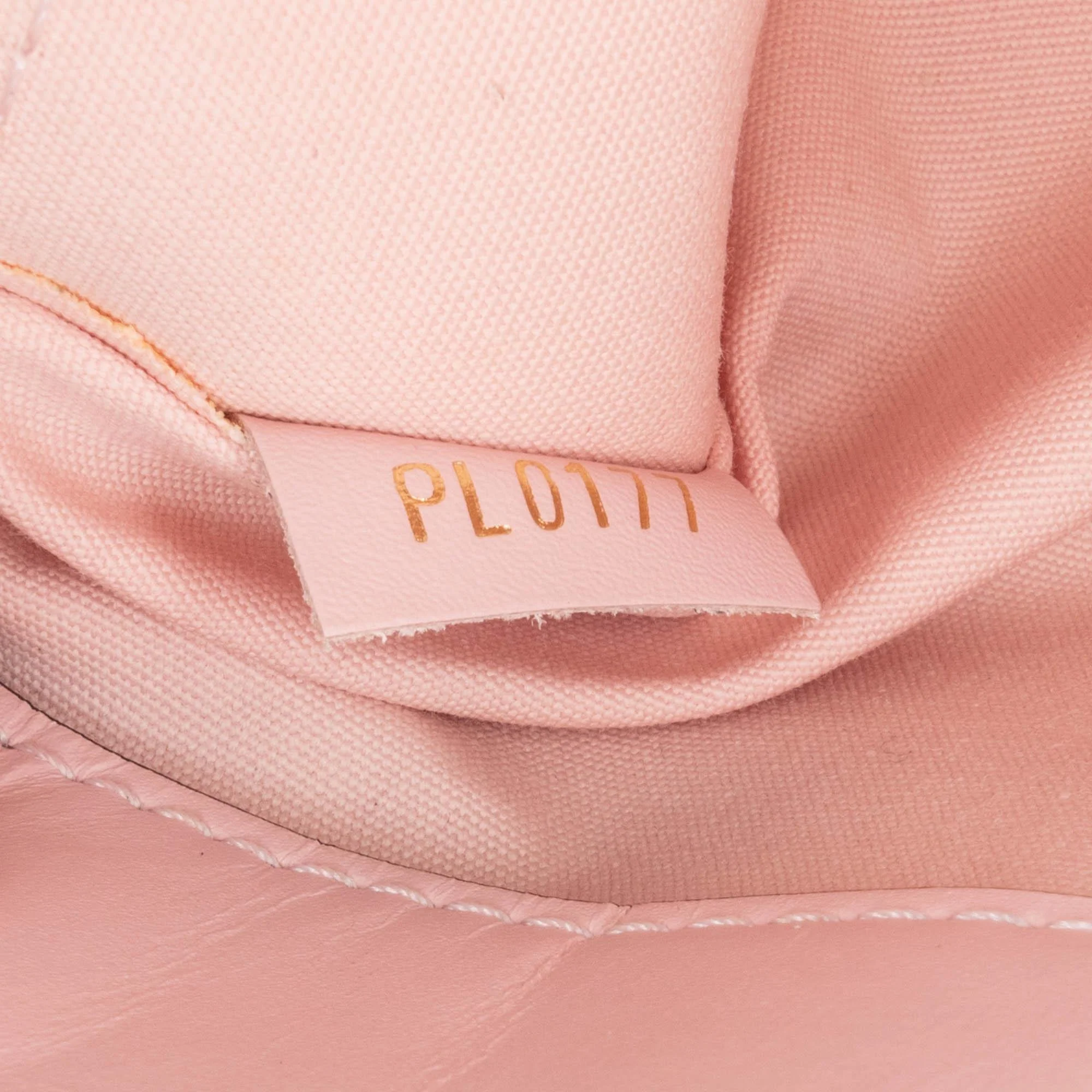 Louis Vuitton Monogram Vernis Montaigne BB - Image 7