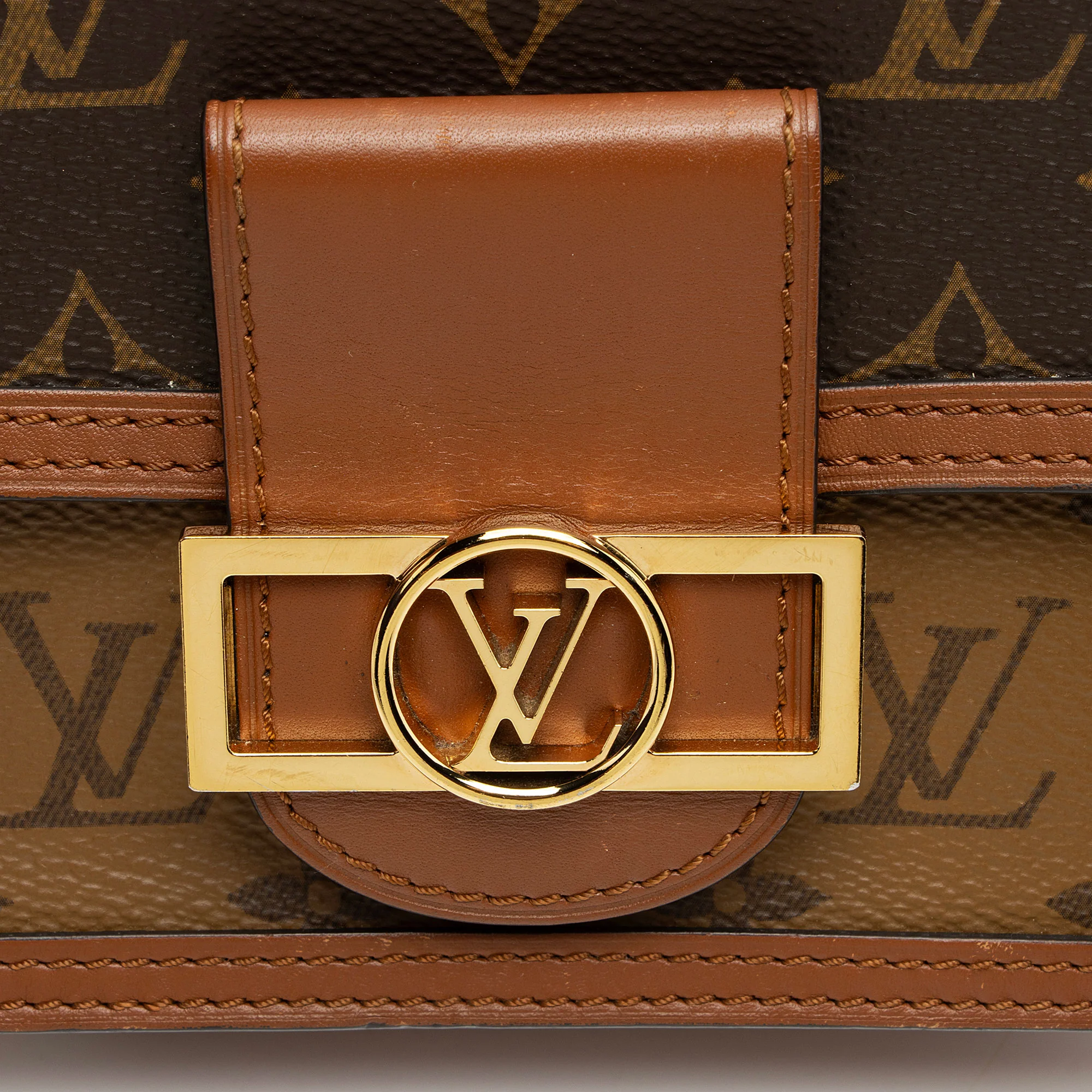Louis Vuitton Reverse Monogram Dauphine Chain Wallet - Image 9
