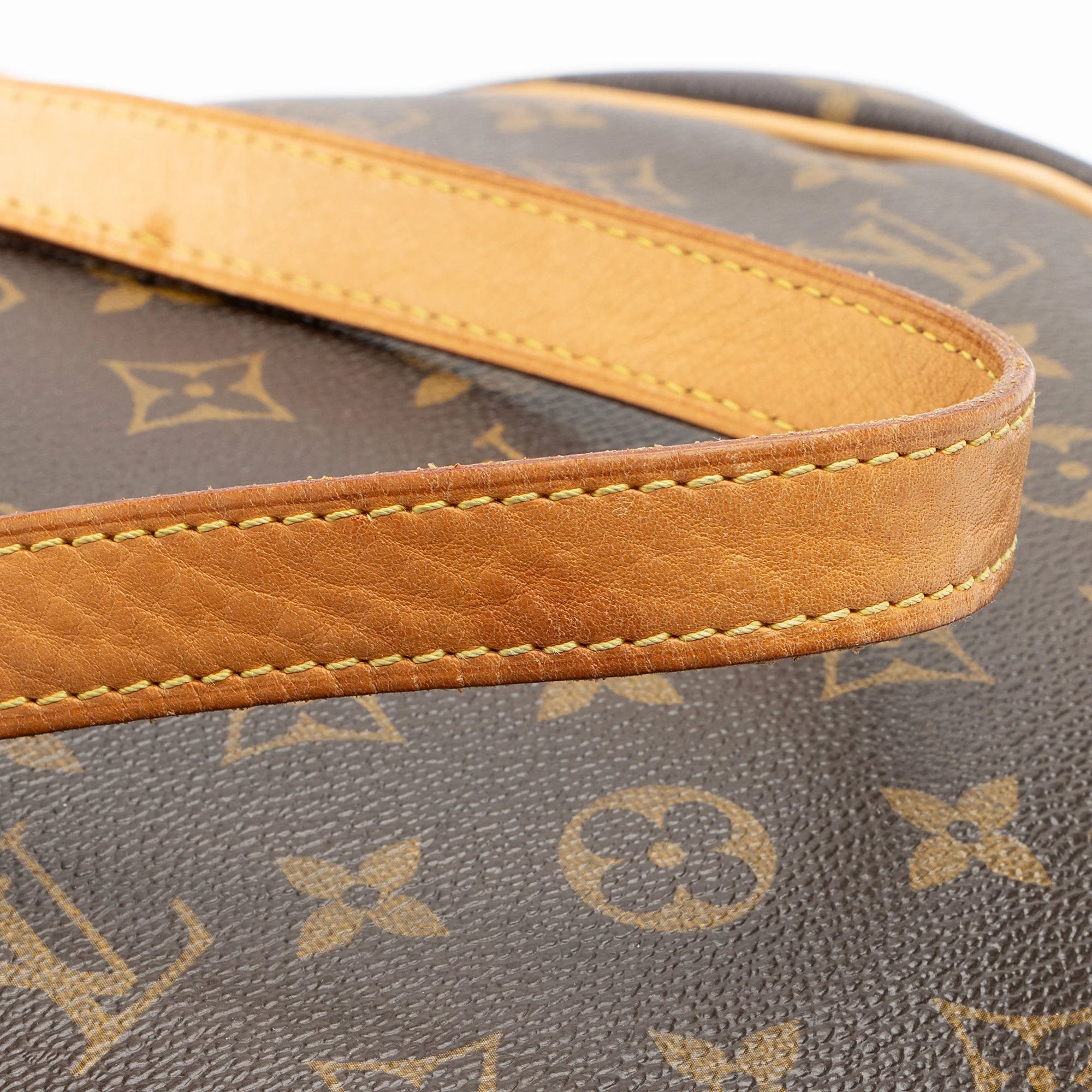 Louis Vuitton Vintage Monogram Canvas Batignolles Vertical Tote - Image 12