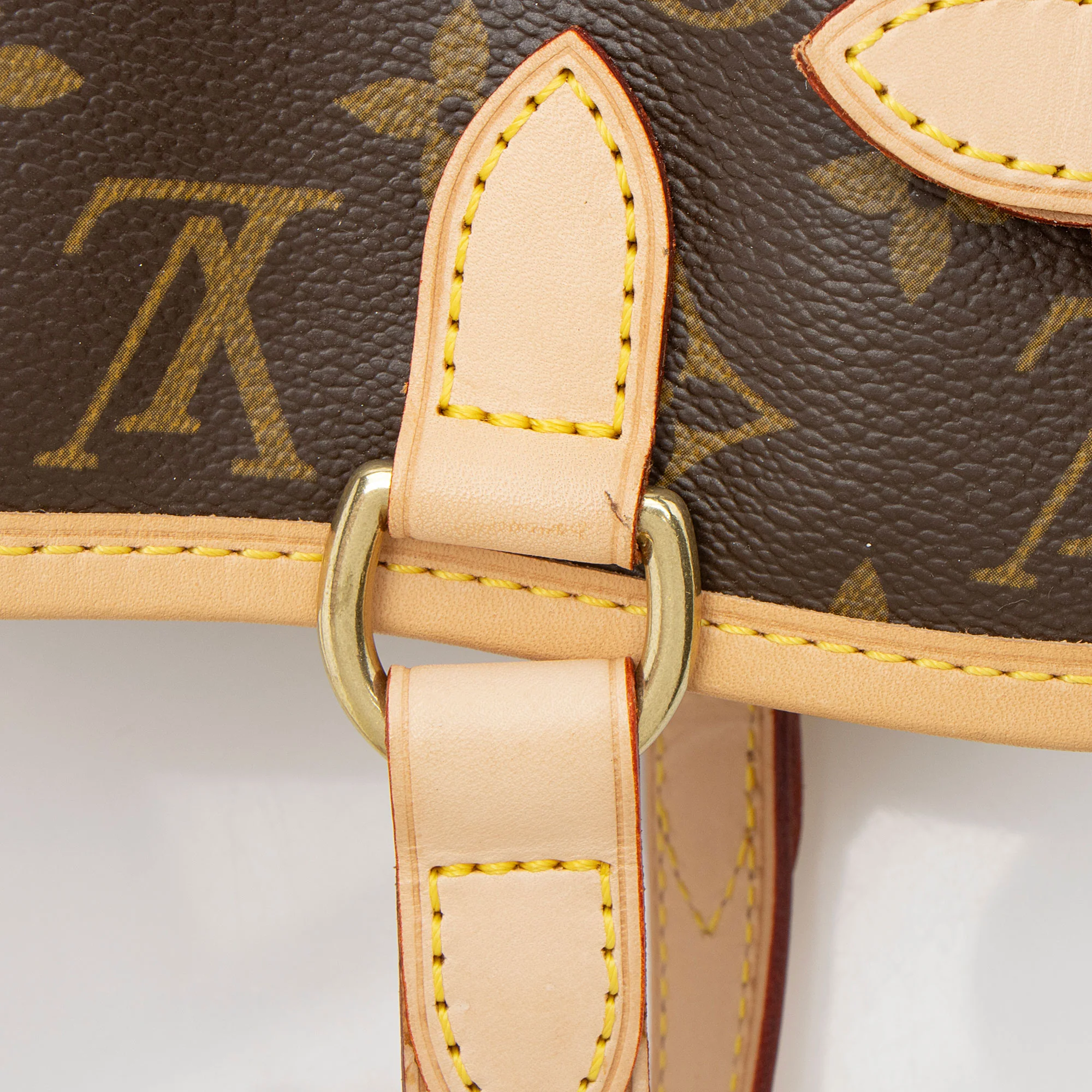 Louis Vuitton Vintage Monogram Canvas Batignolles Vertical Tote - Image 11