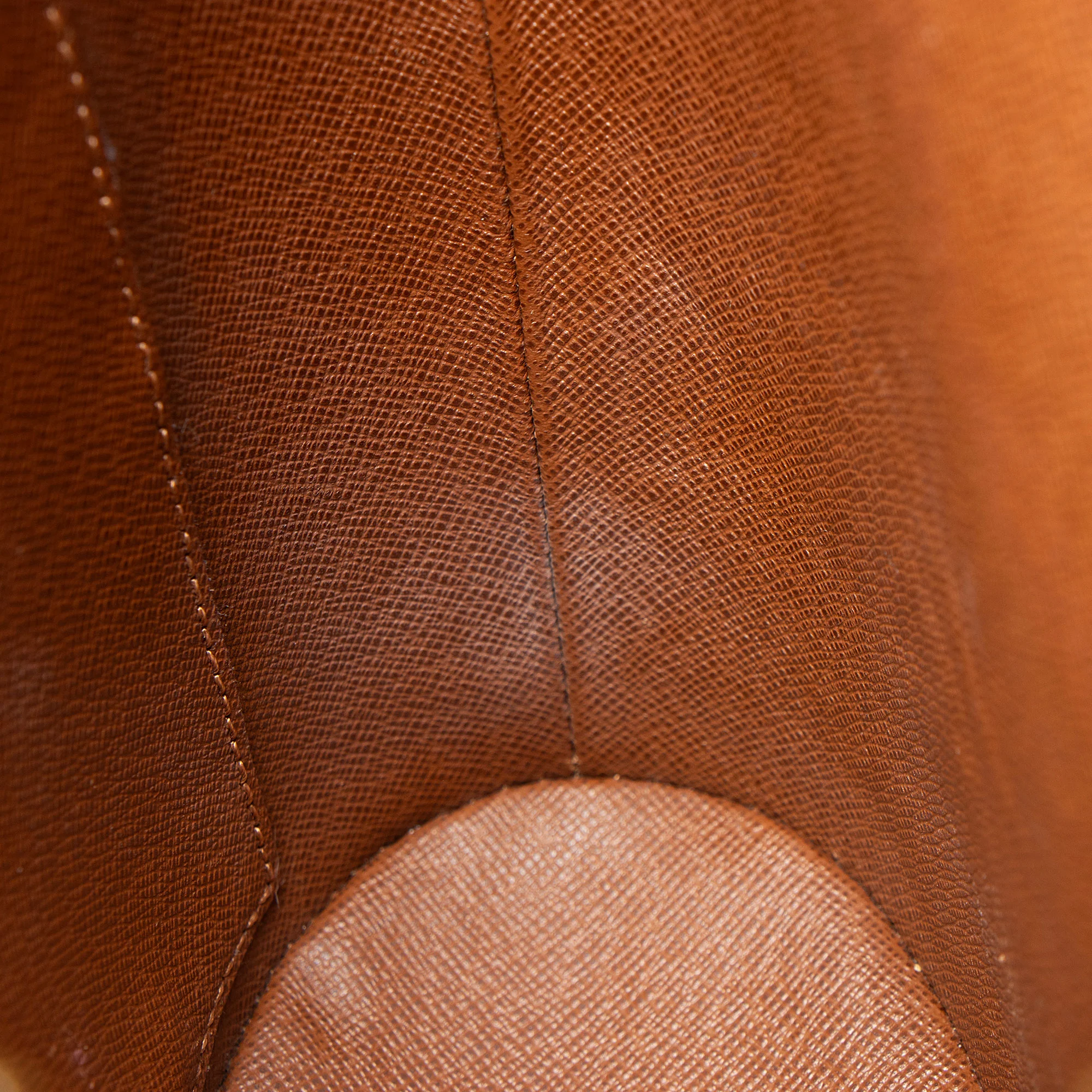 Louis Vuitton Vintage Monogram Canvas Drouot Shoulder Bag - Image 17