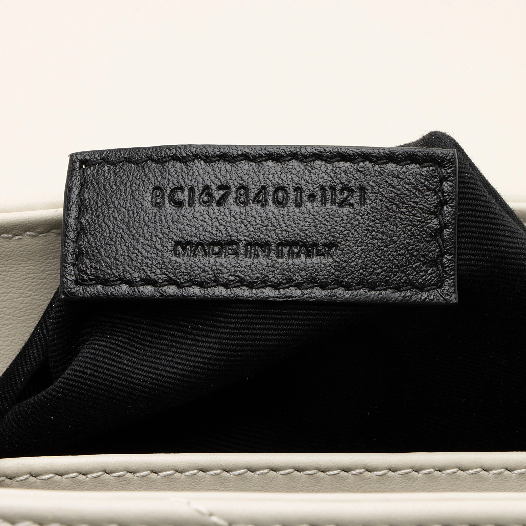 Saint Laurent Matelasse Calfskin Monogram LouLou Toy Crossbody - Image 6